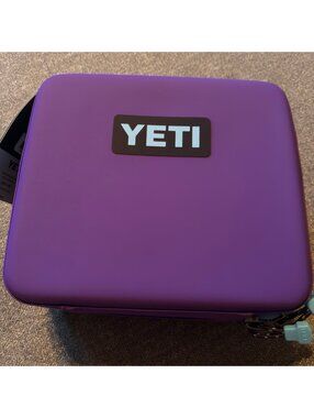 YETI Daytrip 3L Insulated Lunch Box Purple Blue NWT Soft Cooler Lunch Tote